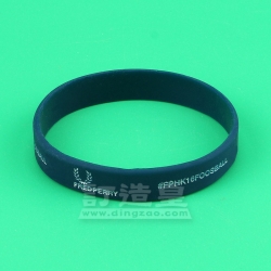 純色凹凸手腕帶 I.T Apparels Limited